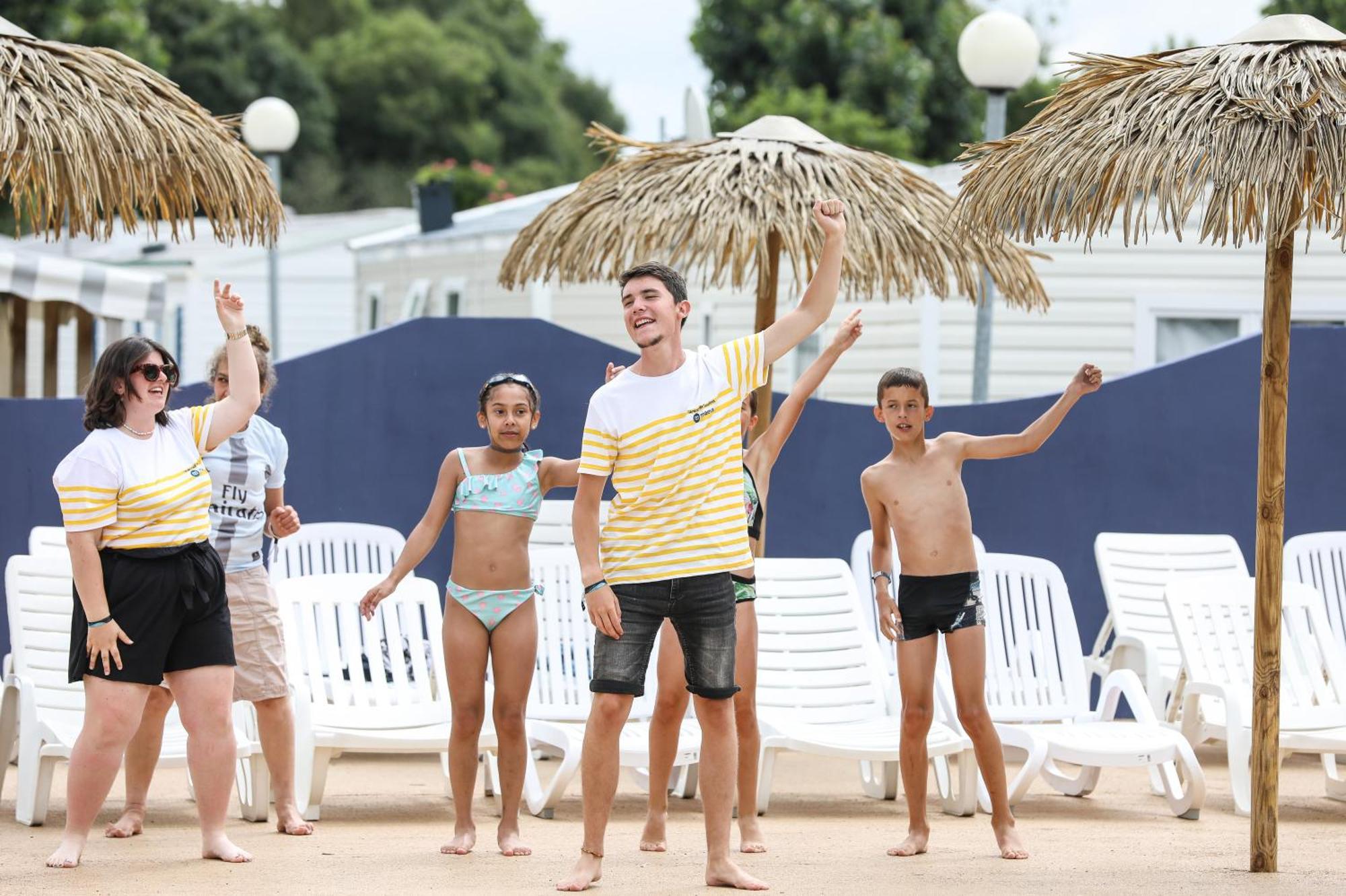 فندق Camping Maeva Club L'Atlantique Angles  المظهر الخارجي الصورة